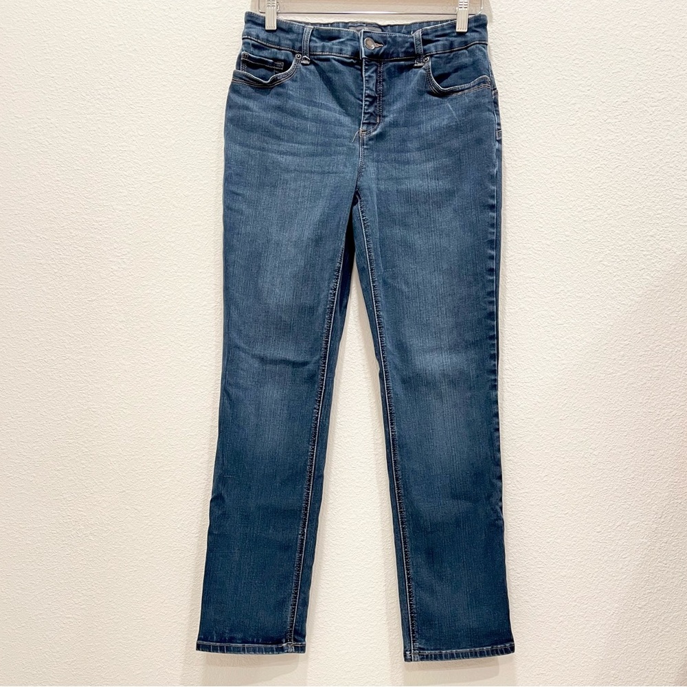 Pre-loved! So Lifting by CHICO’S Dark Wash Jeans!
